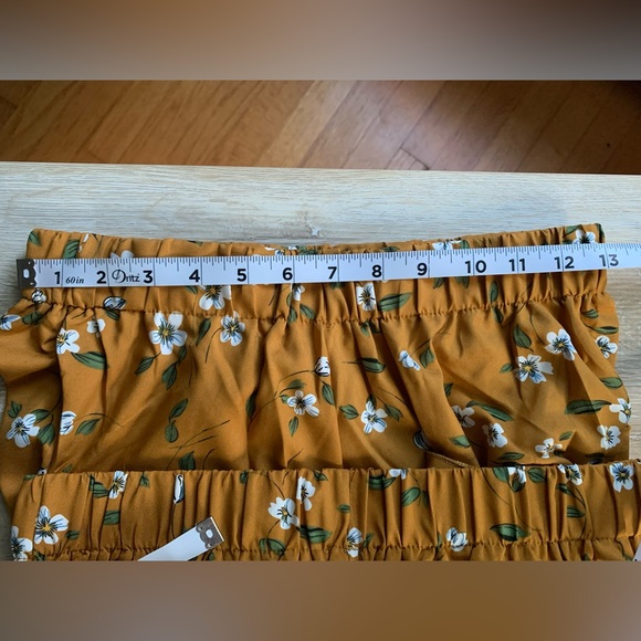 Women's Maize Yellow-Gold W/White Flowers, Elastic Waist, Flowy, Midi Skirt. - Picture 6 of 8